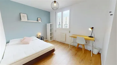 Room for rent in Lyon, Auvergne-Rhône-Alpes
