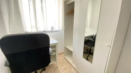 Rooms in Adaro - photo 4