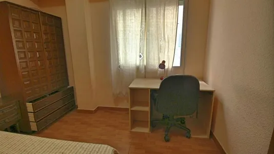 Rooms in Valencia Algirós - photo 5