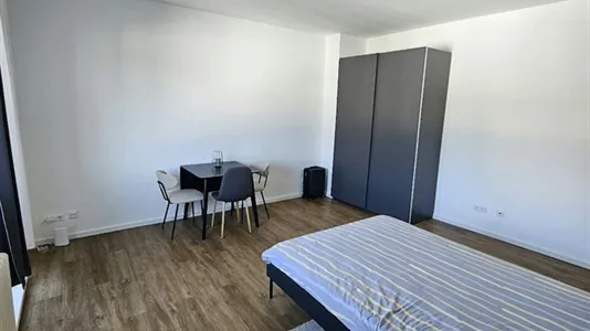 Apartments in Berlin Charlottenburg-Wilmersdorf - photo 2