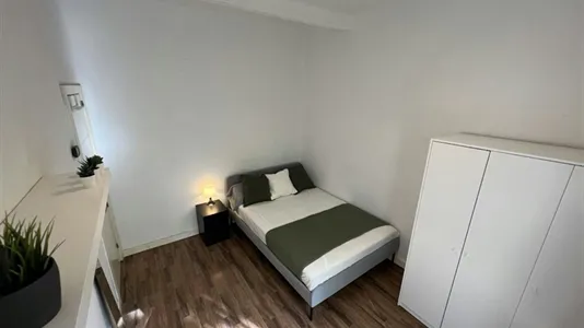 Rooms in Madrid Chamberí - photo 2