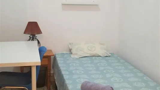 Rooms in Madrid Centro - photo 6