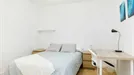 Room for rent, Zaragoza, Aragón, &lt;span class=&quot;blurred street&quot; onclick=&quot;ProcessAdRequest(8997667)&quot;&gt;&lt;span class=&quot;hint&quot;&gt;See streetname&lt;/span&gt;[xxxxxxxxxxxxx]&lt;/span&gt;