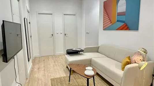 Rooms in Madrid Salamanca - photo 8