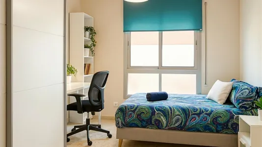 Rooms in Tarragona - photo 10