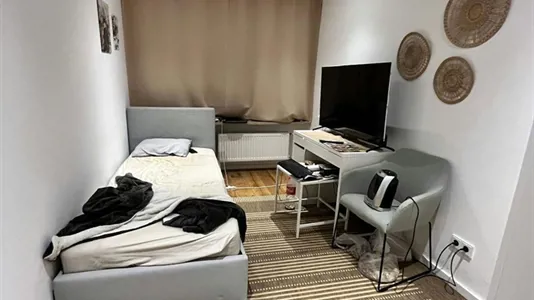 Rooms in Location is not specified - photo 1