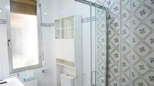 Rooms in Bilbao - photo 9