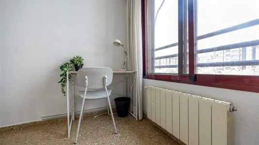 Rooms in el Camí de Vera - photo 5