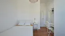 Room for rent, Lisbon (region), &lt;span class=&quot;blurred street&quot; onclick=&quot;ProcessAdRequest(7744180)&quot;&gt;&lt;span class=&quot;hint&quot;&gt;See streetname&lt;/span&gt;[xxxxxxxxxxxxx]&lt;/span&gt;