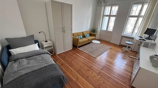 Rooms in Berlin Mitte - photo 5