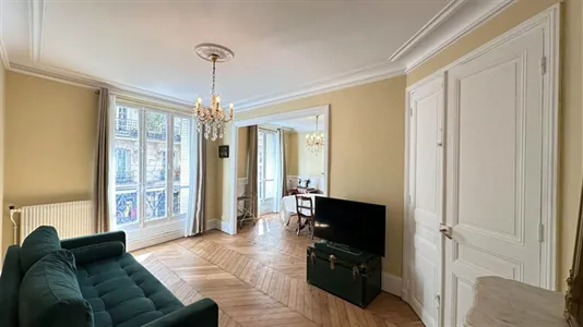 Apartments in Paris 18ème arrondissement - Montmartre - photo 3