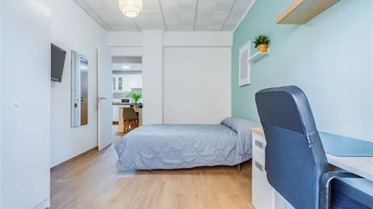 Rooms in Castellón de la Plana/Castelló de la Plana - photo 4