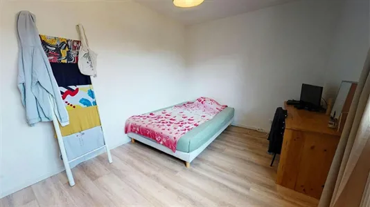 Rooms in Lyon - photo 3