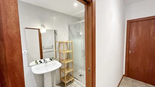 Rooms in Barcelona Ciutat Vella - photo 10