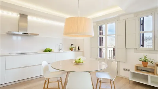 Apartments in Barcelona Ciutat Vella - photo 8