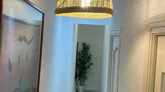 Rooms in Madrid Retiro - photo 9