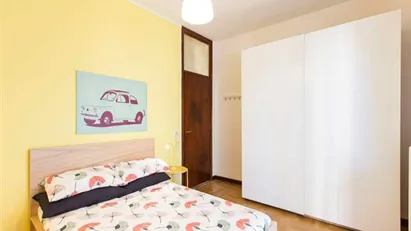 Room for rent in Milano Zona 7 - Baggio, De Angeli, San Siro, Milan