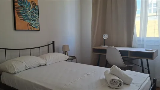 Rooms in Athens Agios Nikolaos - photo 2