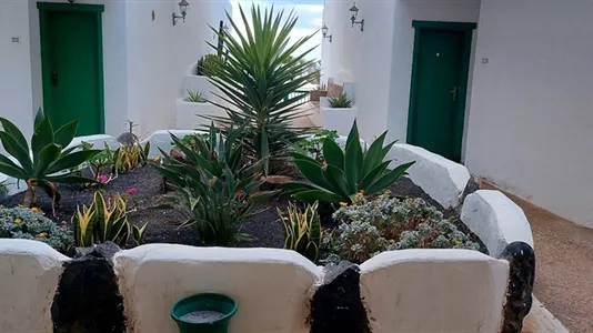 Apartments in Teguise - photo 5