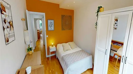 Rooms in Paris 17ème arrondissement - photo 2
