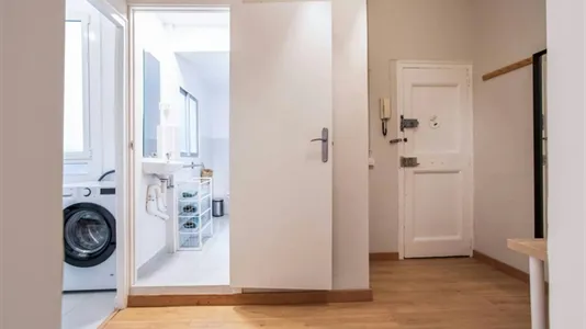 Apartments in Barcelona Ciutat Vella - photo 9