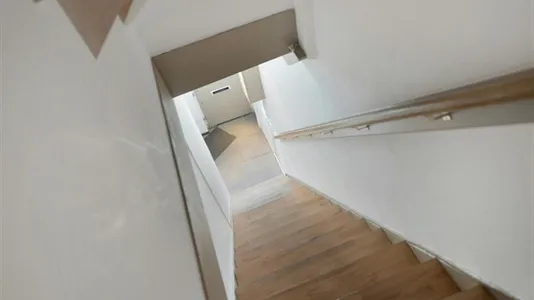 Apartments in Location is not specified - photo 8