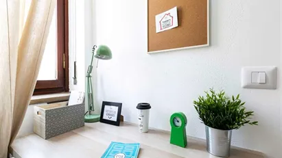 Room for rent in Milano Zona 1 - Centro storico, Milan