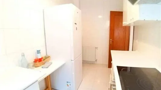 Rooms in Madrid Chamberí - photo 9