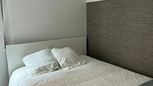 Rooms in Bilbao - photo 4