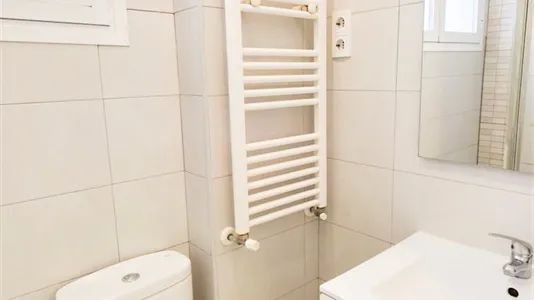 Rooms in Madrid Centro - photo 5