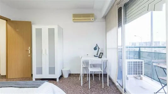 Rooms in Castellar Oliveral - photo 4