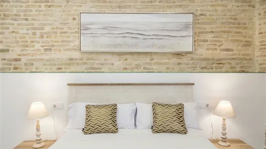Rooms in Valencia Ciutat Vella - photo 6