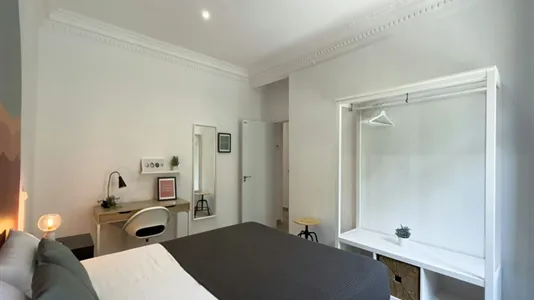 Rooms in Barcelona Eixample - photo 3