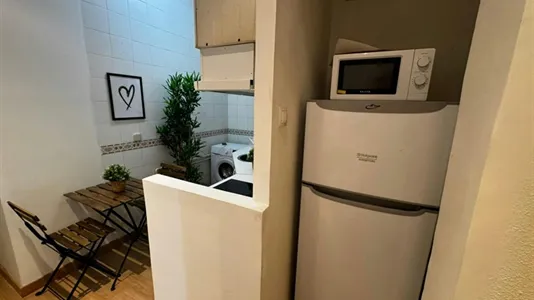 Rooms in Madrid Centro - photo 5