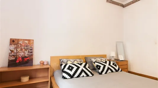 Rooms in Barcelona Ciutat Vella - photo 4