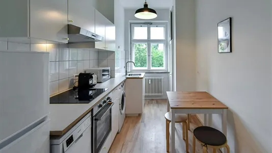 Rooms in Berlin Friedrichshain-Kreuzberg - photo 2