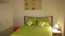 Room for rent, Athens, &lt;span class=&quot;blurred street&quot; onclick=&quot;ProcessAdRequest(7730679)&quot;&gt;&lt;span class=&quot;hint&quot;&gt;See streetname&lt;/span&gt;[xxxxxxxxxxxxx]&lt;/span&gt;