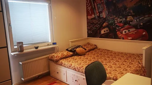 Rooms in Stockholm West - photo 1
