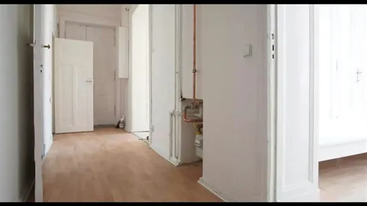 Rooms in Berlin Mitte - photo 8