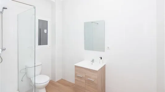 Rooms in Valencia Extramurs - photo 8