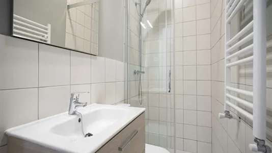 Rooms in Madrid Chamberí - photo 7