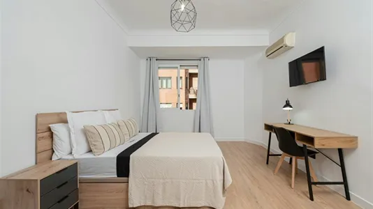 Rooms in Madrid Chamberí - photo 4