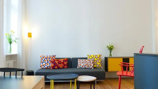 Apartments in Berlin Friedrichshain-Kreuzberg - photo 2