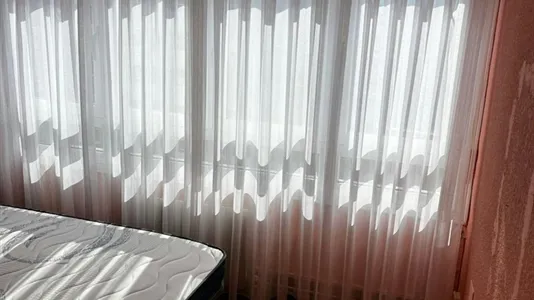 Rooms in Bilbao - photo 2