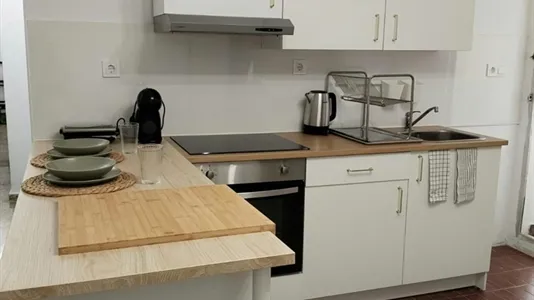 Rooms in Manises - photo 9