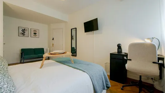 Rooms in Madrid Chamberí - photo 5