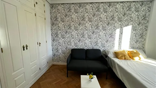 Rooms in Madrid Tetuán - photo 10