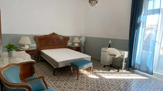 Rooms in Valencia Ciutat Vella - photo 4