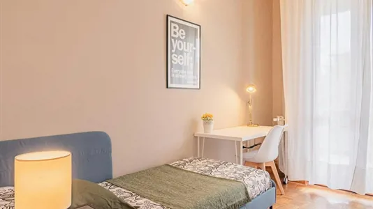 Rooms in Milano Zona 7 - Baggio, De Angeli, San Siro - photo 1