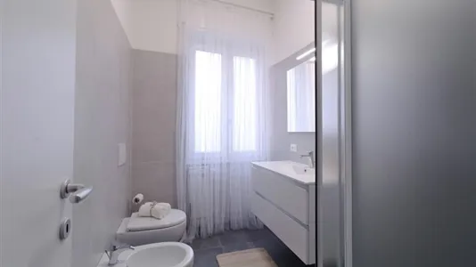 Rooms in Brescia - photo 8